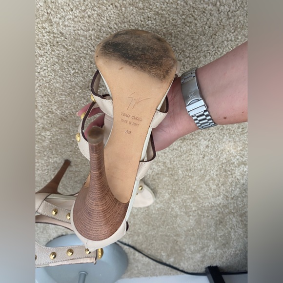 Giuseppe Zanotti Gold Studded Gladiator Heel Nude Size 39 - Picture 9 of 9